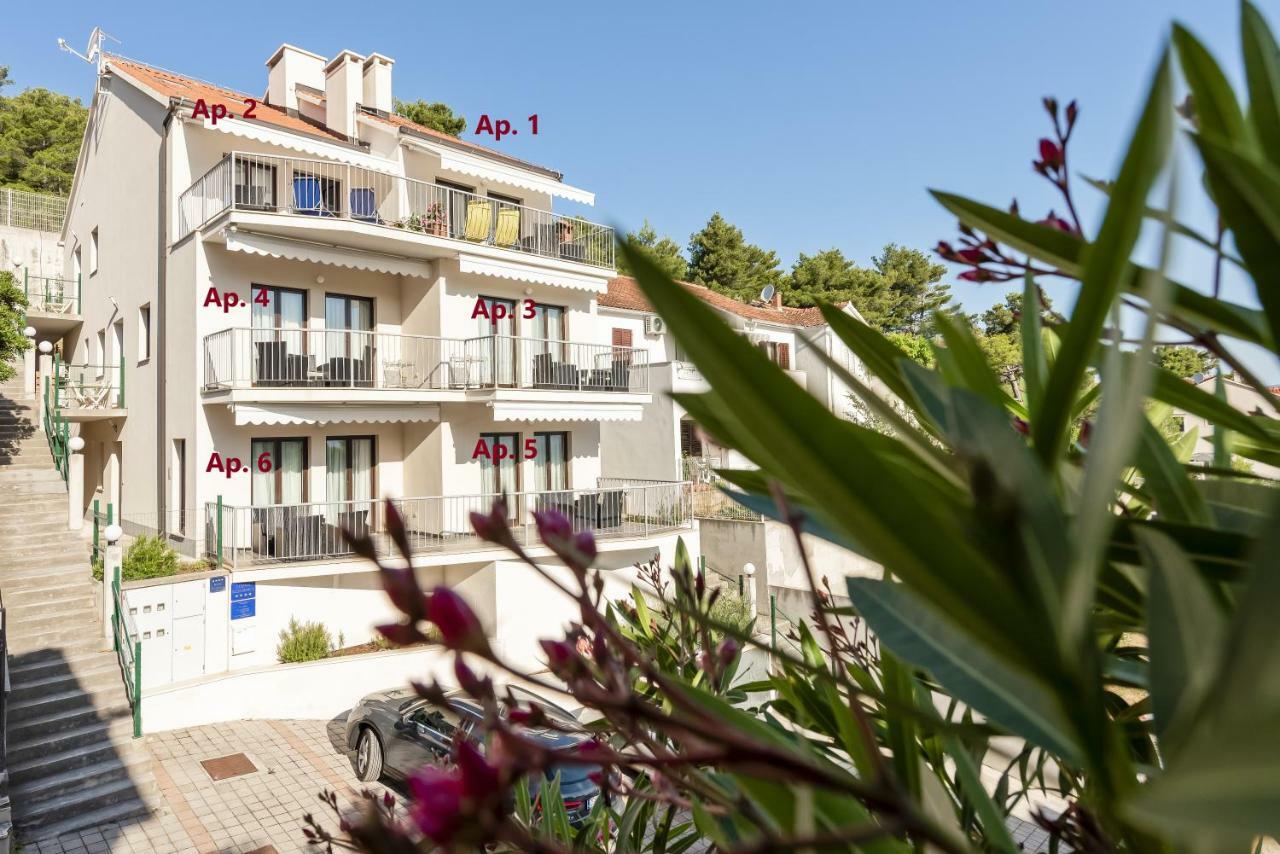 Lozna Residence Postira Rom bilde