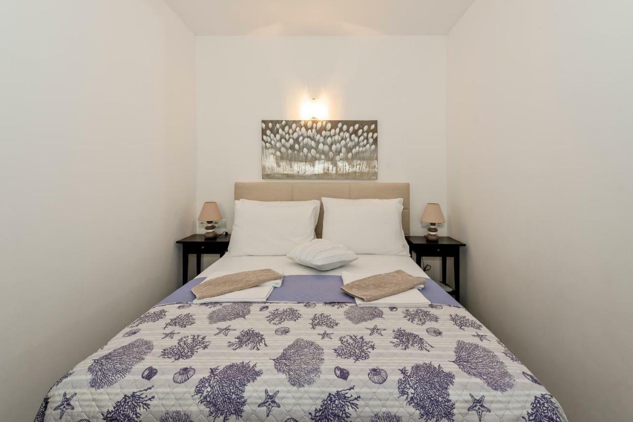 Lozna Residence Postira Eksteriør bilde